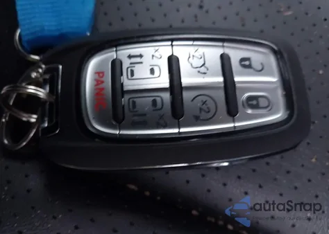 2024 Chrysler Pacifica Touring L z USA, uszkodzony, nr VIN 2C4RC1BG8RR170608